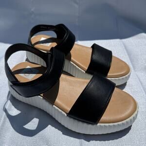 DV by Dolce Vita Finesse Sandals Black White Platform Strap Womens Size 8 Summer